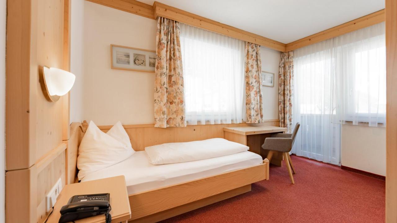 Alp Larain B&B Ischgl Exteriör bild