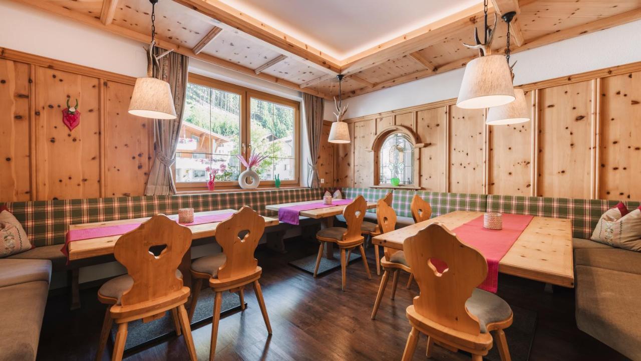 Alp Larain B&B Ischgl Exteriör bild