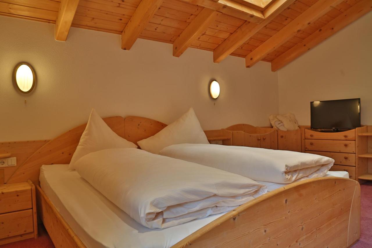 Alp Larain B&B Ischgl Exteriör bild